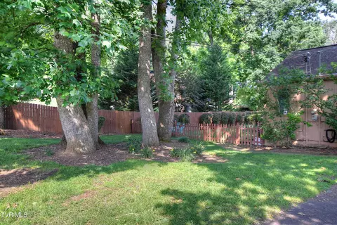 2801 Steven Drive Johnson City Tn 37604, Johnson City, TN 37604 photo 56