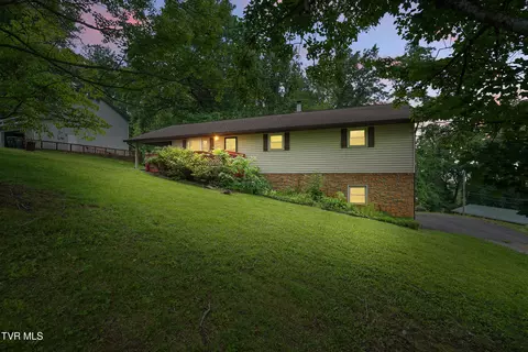 301 Highland Road Jonesborough Tn 37659, Jonesborough, TN 37659