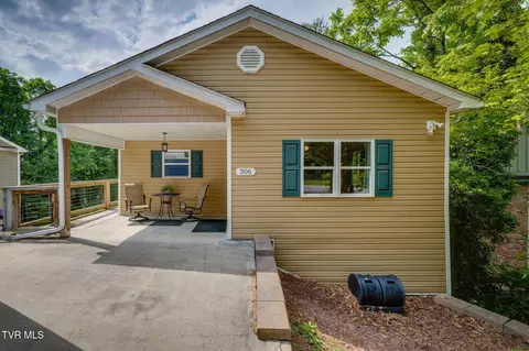 306 W Chestnut Street Johnson City Tn 37604, Johnson City, TN 37604