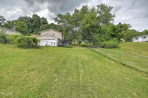 1026 Clark Street Bristol Va 24201, Bristol, VA 24201 photo 35