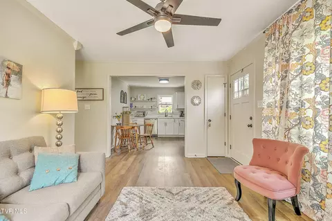 1026 Clark Street Bristol Va 24201, Bristol, VA 24201 photo 5