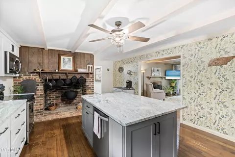 Kitchen - 291 Pepper Mill Road Chuckey Tn 37641, Chuckey, TN 37641 photo 7 of 7