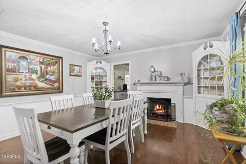 Dining - 291 Pepper Mill Road Chuckey Tn 37641, Chuckey, TN 37641 photo 2 of 2