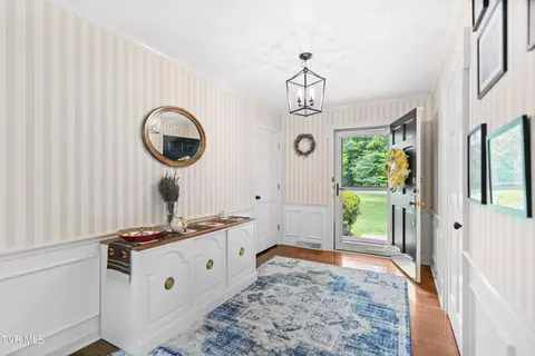 Entry Way - 291 Pepper Mill Road Chuckey Tn 37641, Chuckey, TN 37641 photo 1 of 3