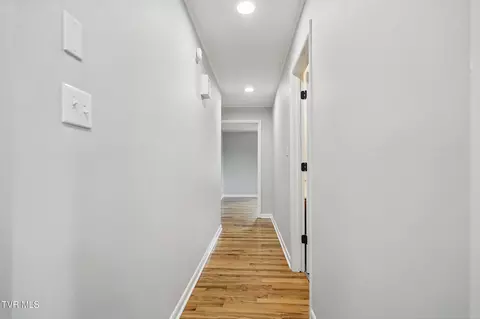 Entry Way - 5530 Paramont Road Wise Va 24293, Wise, VA 24293 photo 1 of 4