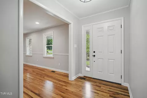 Entry Way - 5530 Paramont Road Wise Va 24293, Wise, VA 24293 photo 3 of 4