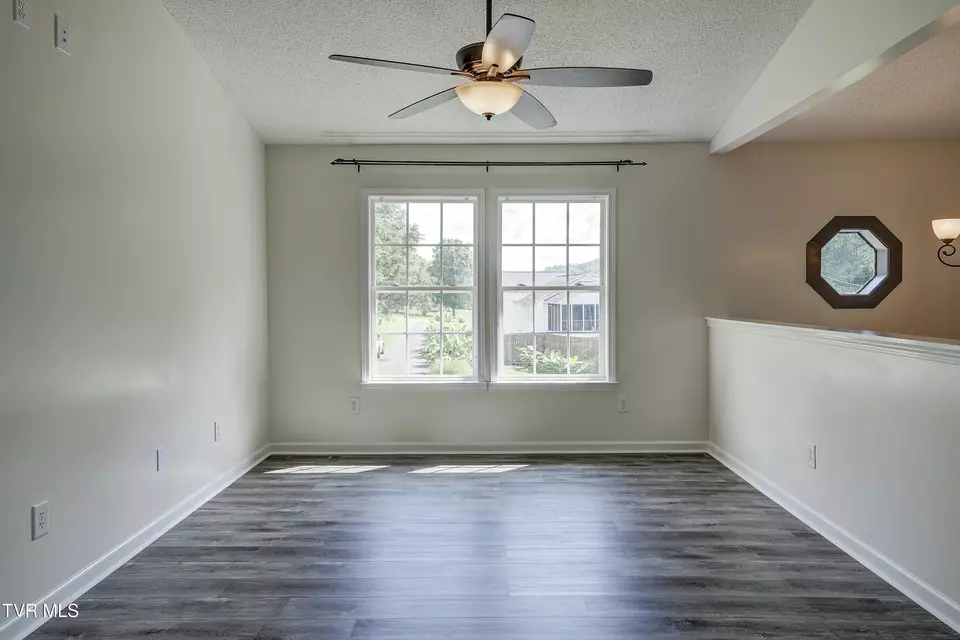 Living - 312 Stockyard Road Telford Tn 37690, Telford, TN 37690 photo 2 of 2