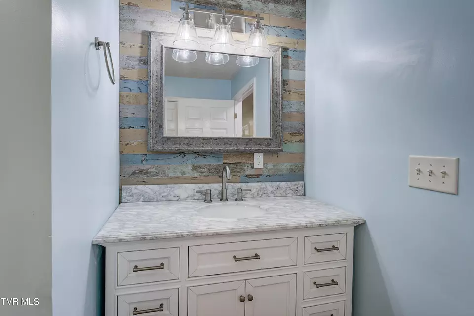 Bath - 312 Stockyard Road Telford Tn 37690, Telford, TN 37690 photo 6 of 7