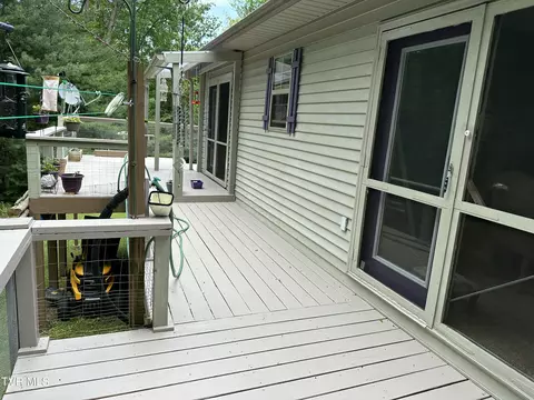 Exterior - 550 Escape Mountain Road Hampton Tn 37658, Hampton, TN 37658 photo 7 of 27