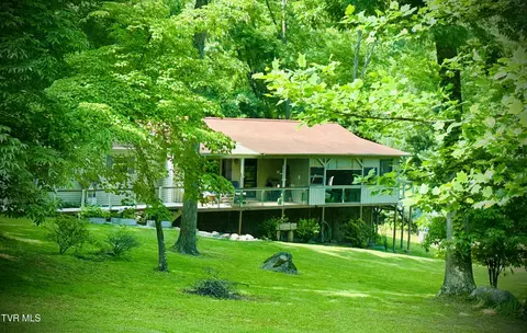 Exterior - 550 Escape Mountain Road Hampton Tn 37658, Hampton, TN 37658 photo 2 of 27