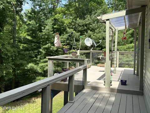 Exterior - 550 Escape Mountain Road Hampton Tn 37658, Hampton, TN 37658 photo 10 of 27