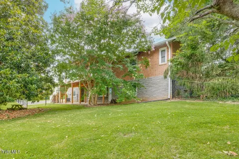 506 E 10th Avenue Johnson City Tn 37601, Johnson City, TN 37601 photo 46