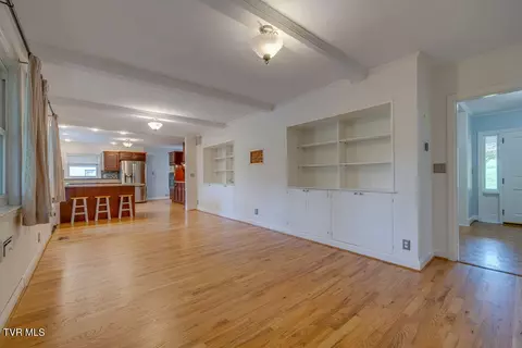 506 E 10th Avenue Johnson City Tn 37601, Johnson City, TN 37601 photo 16