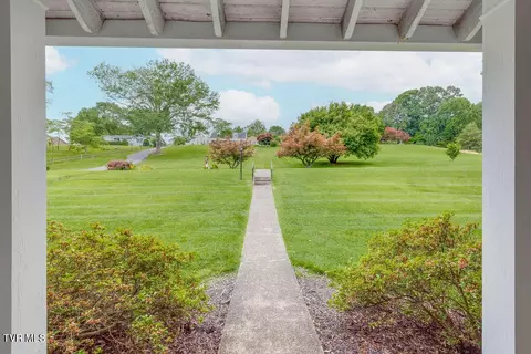 506 E 10th Avenue Johnson City Tn 37601, Johnson City, TN 37601 photo 5