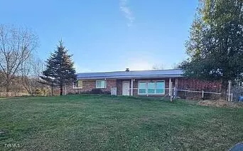 11557 Pine Camp Road Coeburn Va 24230, Coeburn, VA 24230