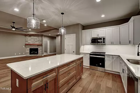 Kitchen - 2406 Haystack Circle Piney Flats Tn 37686, Piney Flats, TN 37686 photo 4 of 4