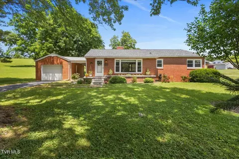 2218 N Greenwood Drive Johnson City Tn 37604, Johnson City, TN 37604