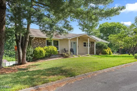 152 Ezee Street Elizabethton Tn 37643, Elizabethton, TN 37643