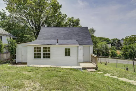 3912 Memorial Boulevard Kingsport Tn 37664, Kingsport, TN 37664