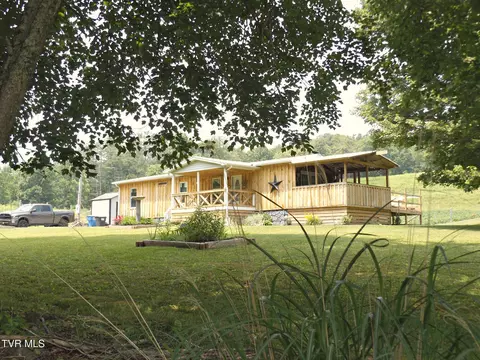 820 Fairview Road Hampton Tn 37658, Hampton, TN 37658