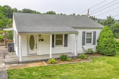 2012 Holly Street Kingsport Tn 37660, Kingsport, TN 37660