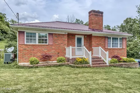 825 Cumberland Street Marion Va 24354, Marion, VA 24354