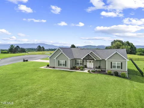 110 Clubhouse Lane Greeneville Tn 37743, Greeneville, TN 37743
