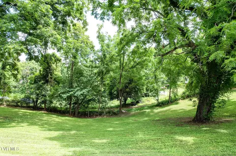 Exterior - 265 Hightop Road Midway Tn 37809, Midway, TN 37809 photo 12 of 15