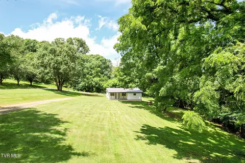 Exterior - 265 Hightop Road Midway Tn 37809, Midway, TN 37809 photo 10 of 15