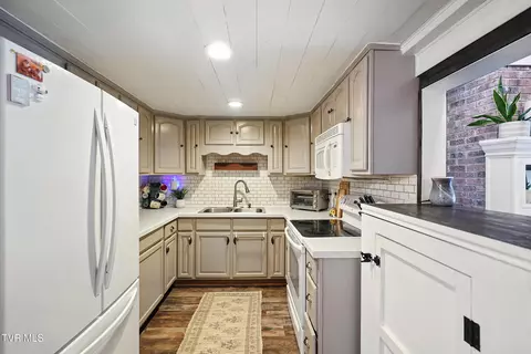 Kitchen - 8445 Pendleton Road Wise Va 24293, Wise, VA 24293 photo 1 of 2
