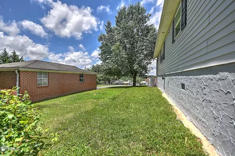 Exterior - 307 Center Street Gray Tn 37615, Gray, TN 37615 photo 4 of 8