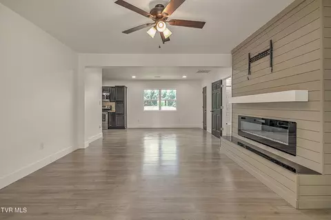 Living - 307 Center Street Gray Tn 37615, Gray, TN 37615 photo 1 of 13