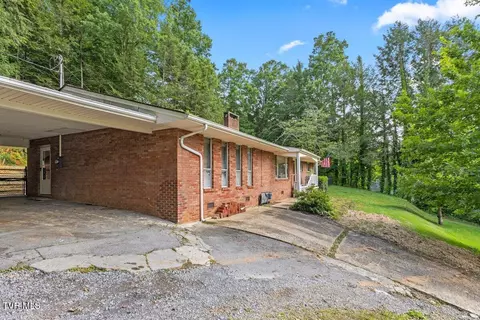 Exterior - 720 Holly Ave Erwin Tn 37650, Erwin, TN 37650 photo 3 of 11