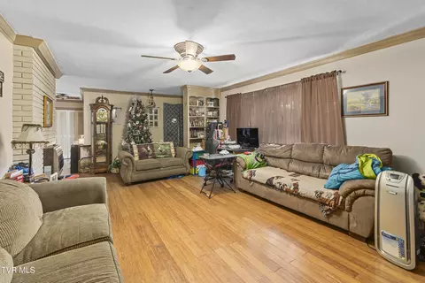 Living - 720 Holly Ave Erwin Tn 37650, Erwin, TN 37650 photo 1 of 1