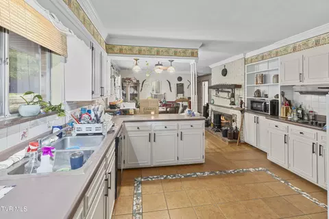 Kitchen - 720 Holly Ave Erwin Tn 37650, Erwin, TN 37650 photo 1 of 2