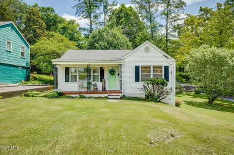 49 24th Street Bristol Tn 37620, Bristol, TN 37620