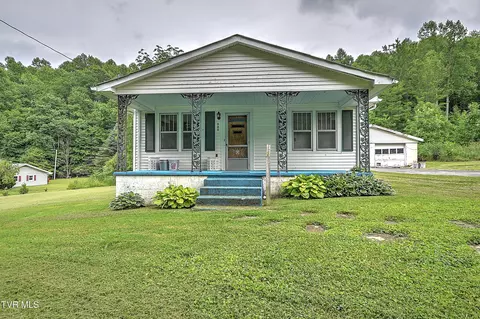 325 Cove Creek Road Roan Mountain Tn 37687, Roan Mountain, TN 37687