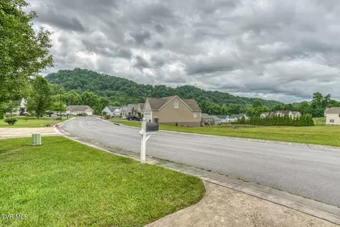250 Bradford Lane Bristol Tn 37620, Bristol, TN 37620 photo 32