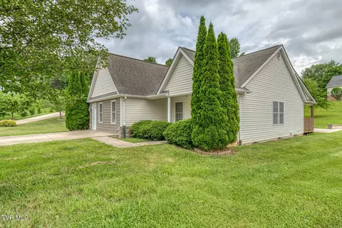 250 Bradford Lane Bristol Tn 37620, Bristol, TN 37620 photo 33