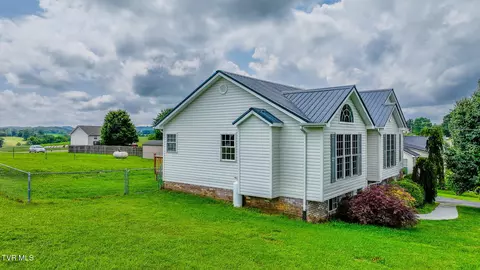 Exterior - 5 Pinehurst Court Limestone Tn 37681, Limestone, TN 37681 photo 2 of 3