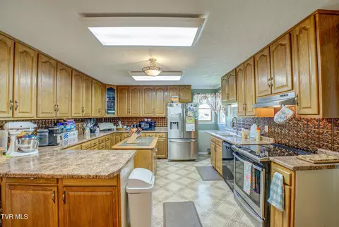 Kitchen - 134 Carver Crabtree Road Hampton Tn 37658, Hampton, TN 37658 photo 3 of 6