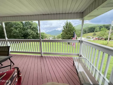 Exterior - 134 Carver Crabtree Road Hampton Tn 37658, Hampton, TN 37658 photo 4 of 23