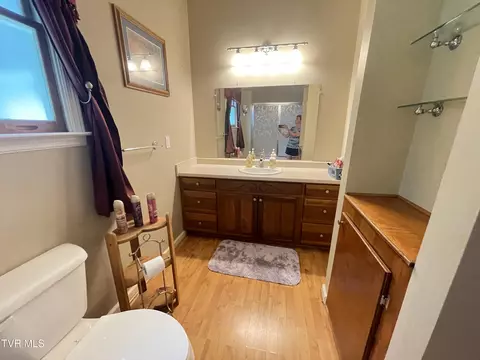 Bath - 134 Carver Crabtree Road Hampton Tn 37658, Hampton, TN 37658 photo 2 of 6