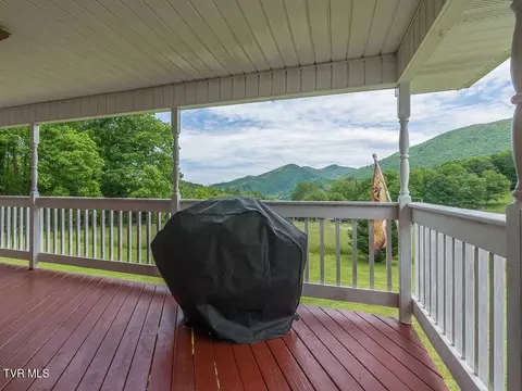 Exterior - 134 Carver Crabtree Road Hampton Tn 37658, Hampton, TN 37658 photo 6 of 23