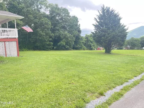 Exterior - 134 Carver Crabtree Road Hampton Tn 37658, Hampton, TN 37658 photo 1 of 23