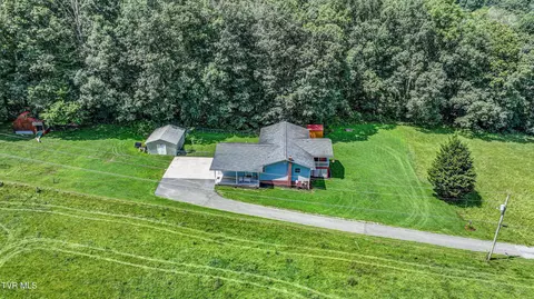 134 Carver Crabtree Road Hampton Tn 37658, Hampton, TN 37658