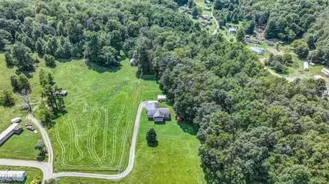 View/Area - 134 Carver Crabtree Road Hampton Tn 37658, Hampton, TN 37658 photo 2 of 7