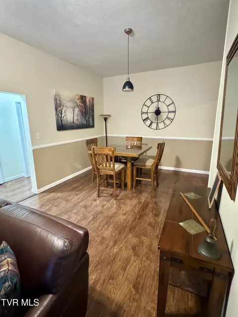 Dining - 411 Clinchfield Avenue Erwin Tn 37650, Erwin, TN 37650 photo 1 of 1