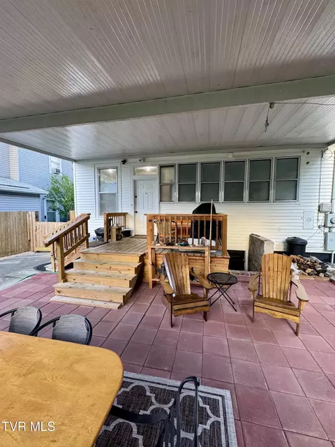 Exterior - 411 Clinchfield Avenue Erwin Tn 37650, Erwin, TN 37650 photo 5 of 11