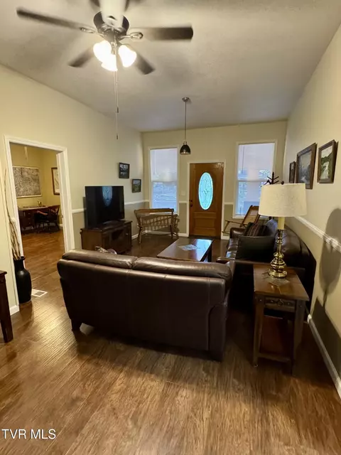 Living - 411 Clinchfield Avenue Erwin Tn 37650, Erwin, TN 37650 photo 2 of 2